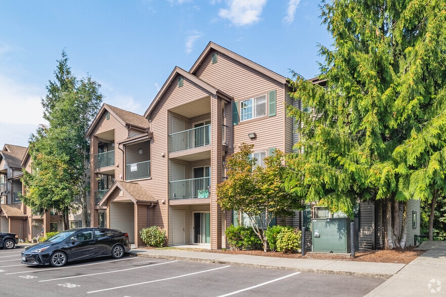 Building Photo - Creston Point