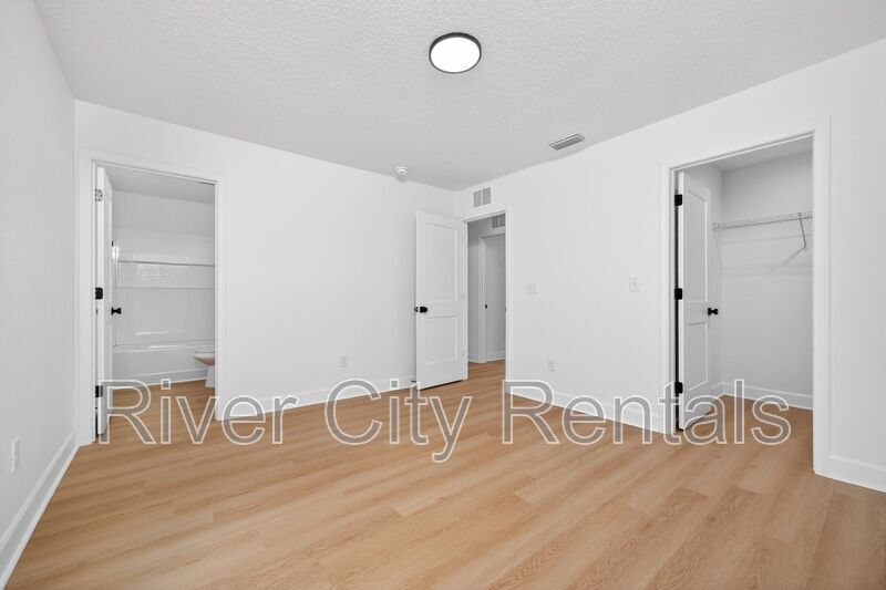 Building Photo - 7619 Bighorn Ct