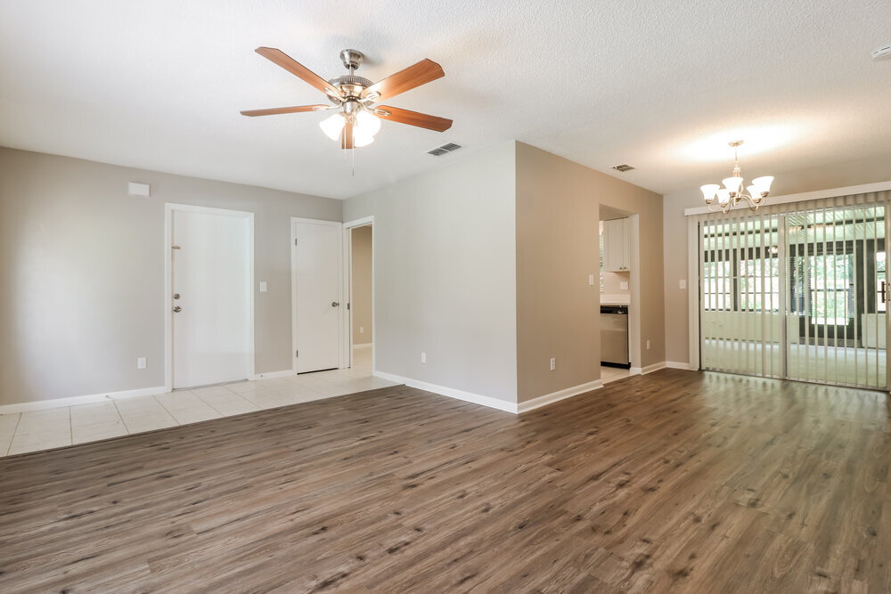 Building Photo - 17507 Cranbrook Dr