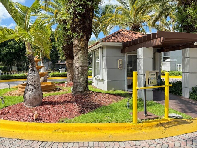 Building Photo - 4764 NW 114th Ave