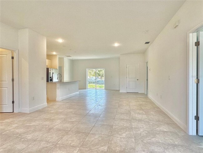Building Photo - 10984 N G Martinelli Blvd