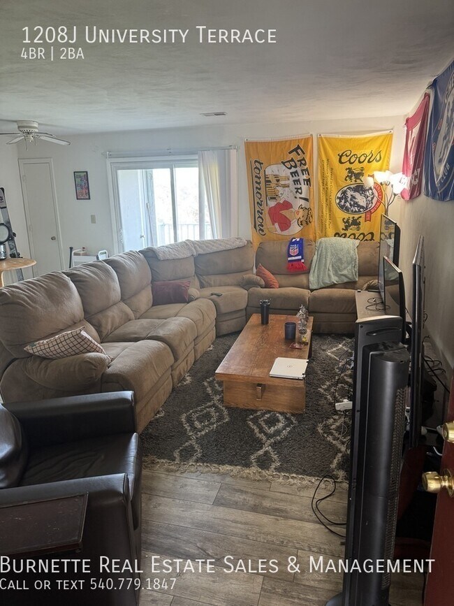 Building Photo - 1208J University Terrace-