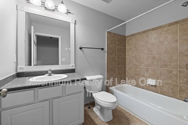 Building Photo - 420 James Cir