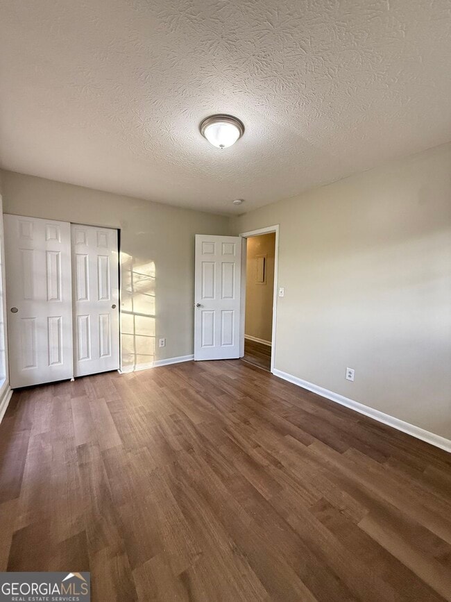 Building Photo - 7016 Adel Ln