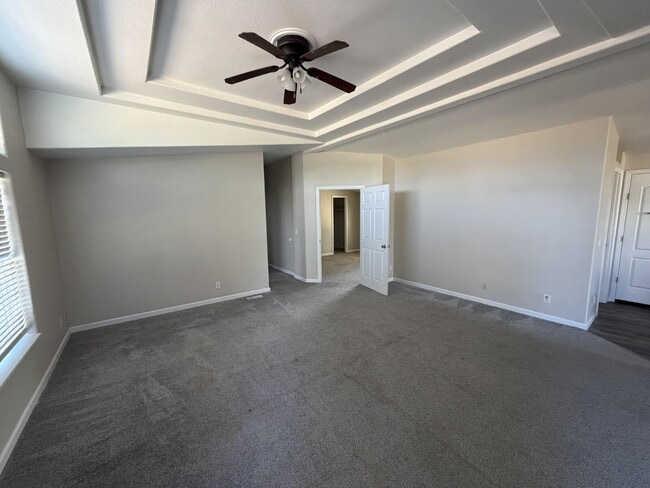 Building Photo - Country Living in this 4x2 Home