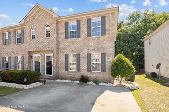 Building Photo - 4240 Williamsbrook Ln