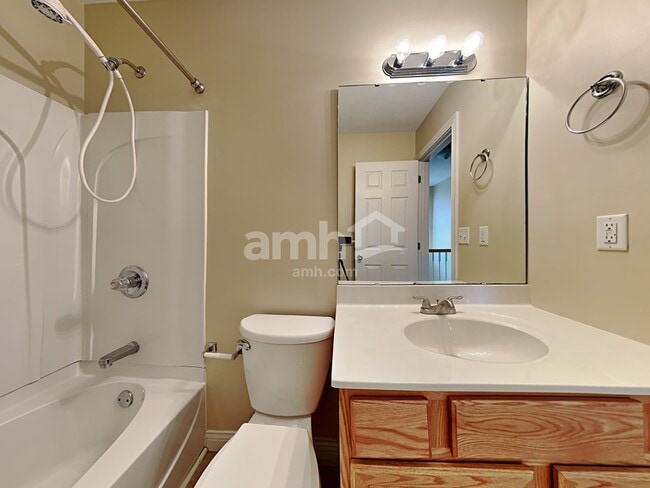 Building Photo - 10396 Lynchburg Dr