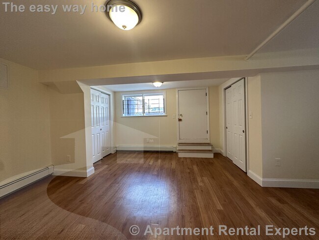 Building Photo - 381 Harvard St