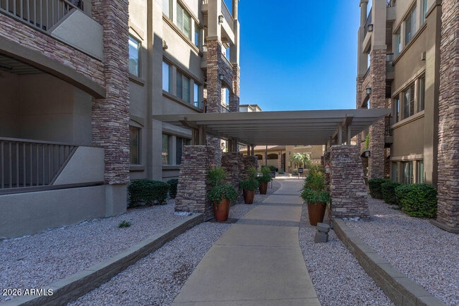 Building Photo - 5450 E Deer Valley Dr