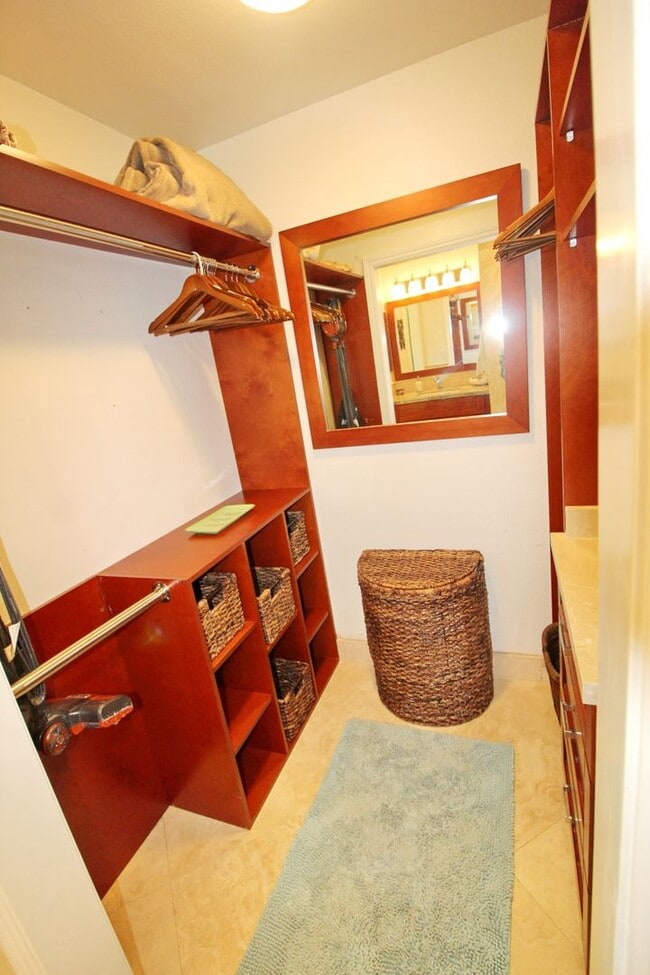 Building Photo - Beach Style 2 bed/2bath Luxury Condo - Finely Furnished - Steps from the Beach - Resort Amenities -