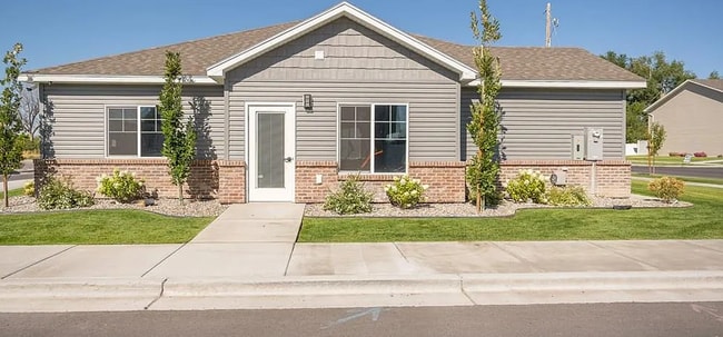 Building Photo - Modern 3-Bedroom Home with Resort-Style Amenities