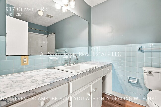 Building Photo - 917 Olivette Rd