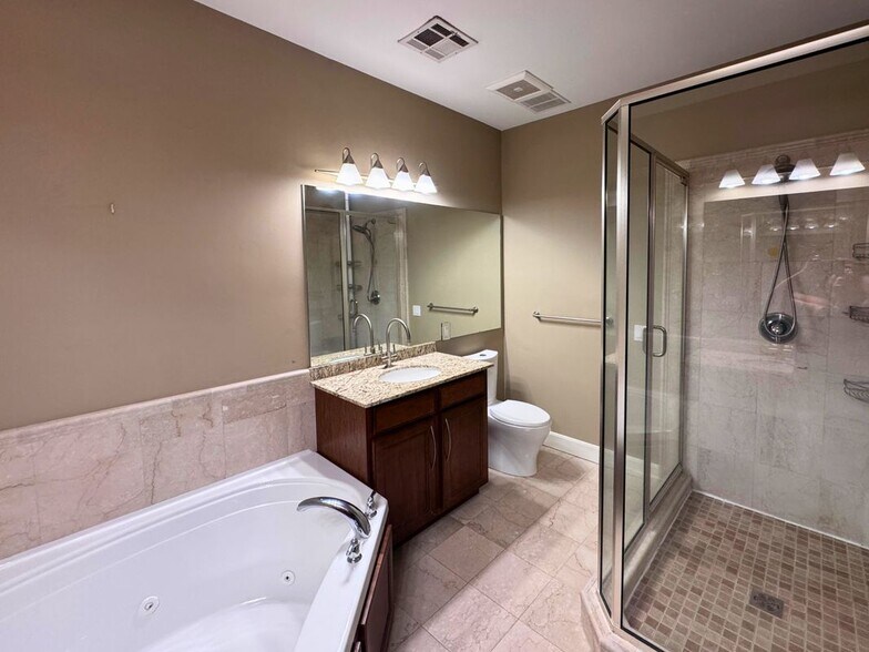 Building Photo - 2416 Boulder Springs Dr