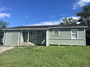 Building Photo - 1238 Dona Dr