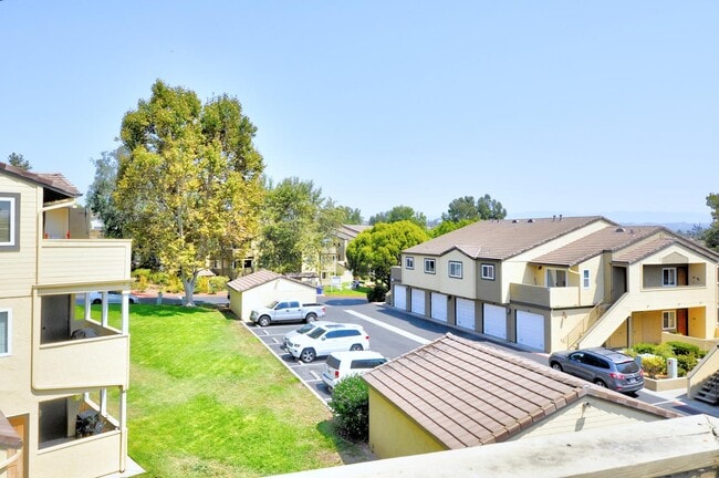 Building Photo - 5022 Los Morros Way