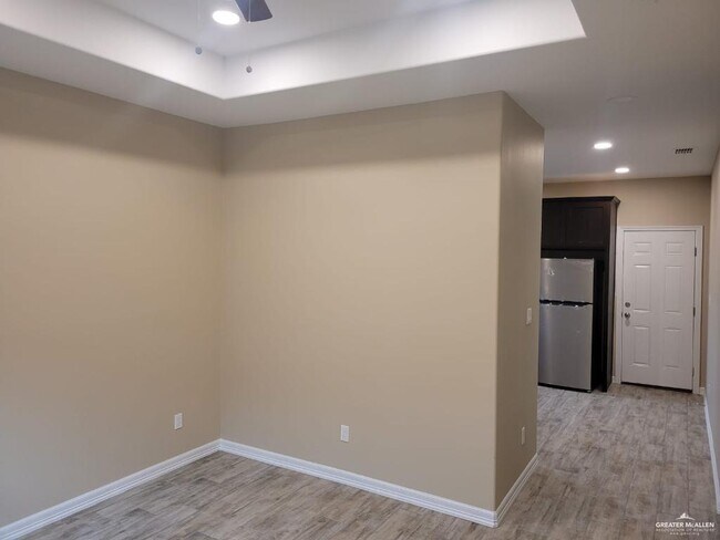 Building Photo - 7 W Kohala Ave