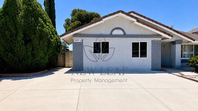 Building Photo - 17071 Holguin Ct