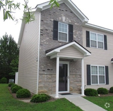 Building Photo - 124 Chandler Dr