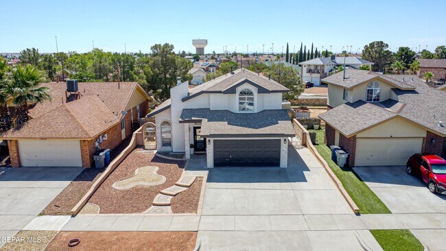 Building Photo - 12120 Desert Quail Ave