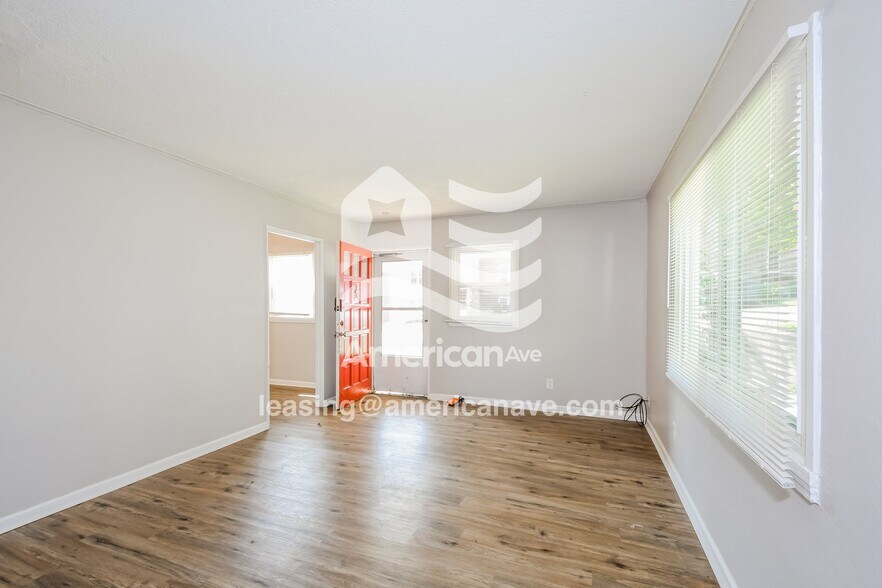 Building Photo - 515 Chambers Rd