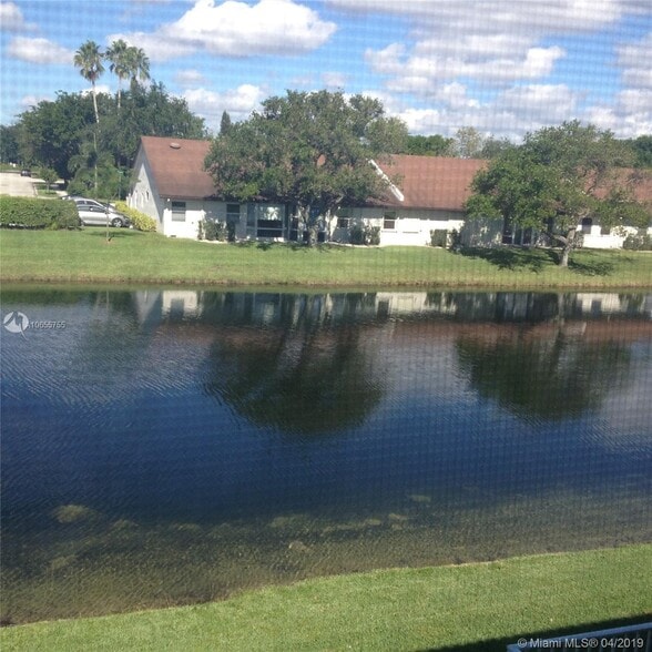 Building Photo - 9115 Chambers St