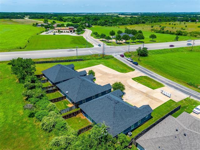 Building Photo - 2710 James