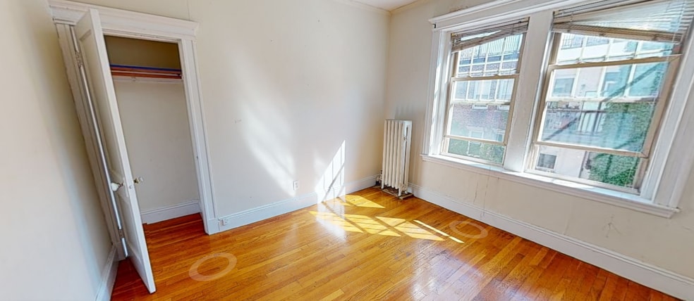 Building Photo - 1776 Beacon St