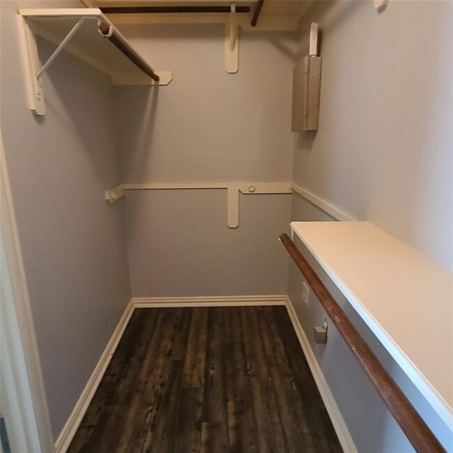 Building Photo - 15218 Lucky Star Dr