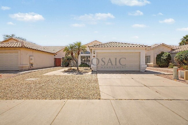 Building Photo - 1271 W Gail Dr