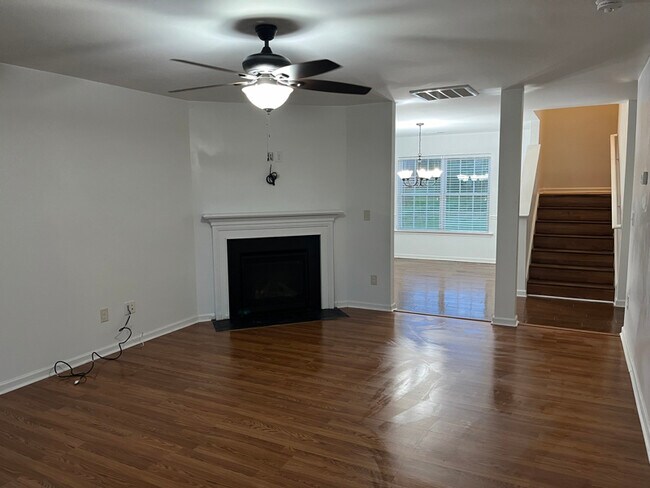 Building Photo - 333 New Spring Ln