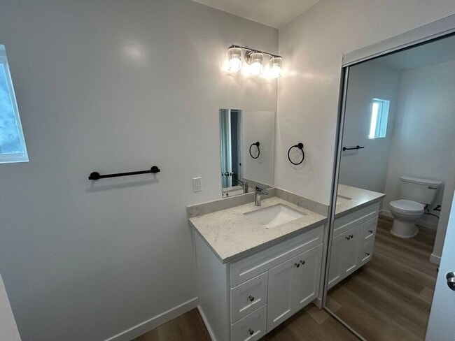 Building Photo - 2228-2232 1/2 Mira Vista Ave