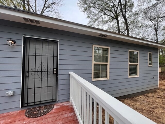 Building Photo - 324 Adams St