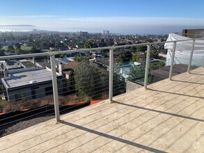 Building Photo - North Pacific Beach, 2 bedroom 2 bath with...