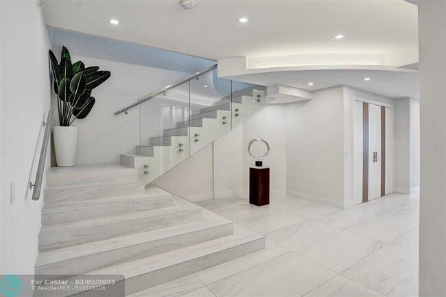 Building Photo - 701 N Fort Lauderdale Beach Blvd