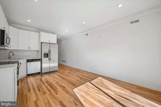 Building Photo - 1645 N Marshall St