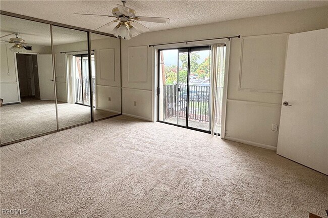 Building Photo - 5201 Cedarbend Dr