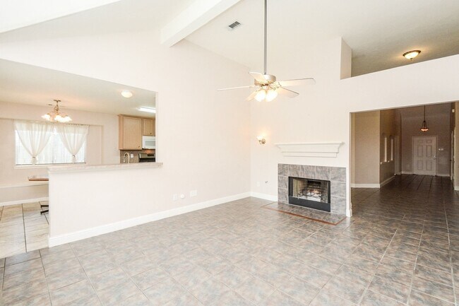 Building Photo - 19715 Lindenfield Ct