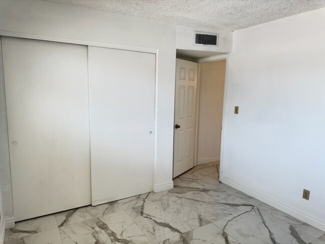Building Photo - Dobson Ranch 4 bedroom rental