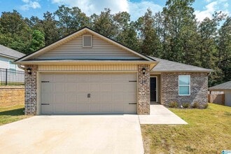 Building Photo - 170 Tiffany Ln