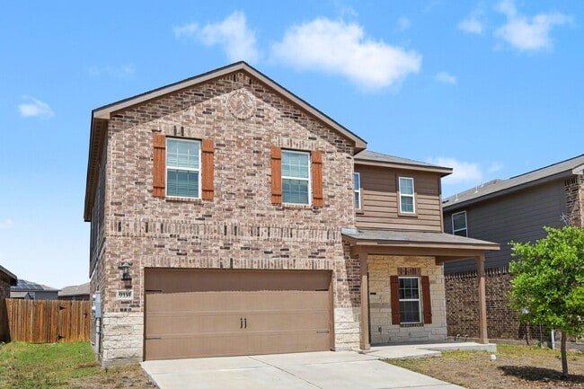 Building Photo - 4 Bed, 2.5 Bath Home in Hightop Ridge with Open Floor Plan