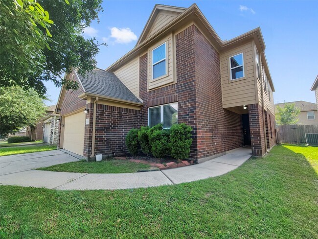 Building Photo - 20911 Foxwood Glen Ln
