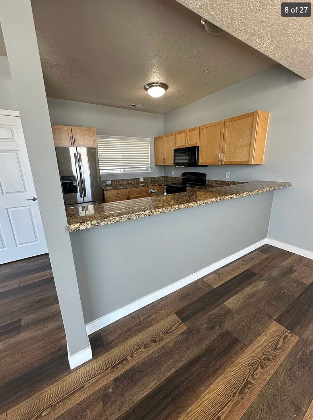 Kitchen Countertop - 520 S 500 E