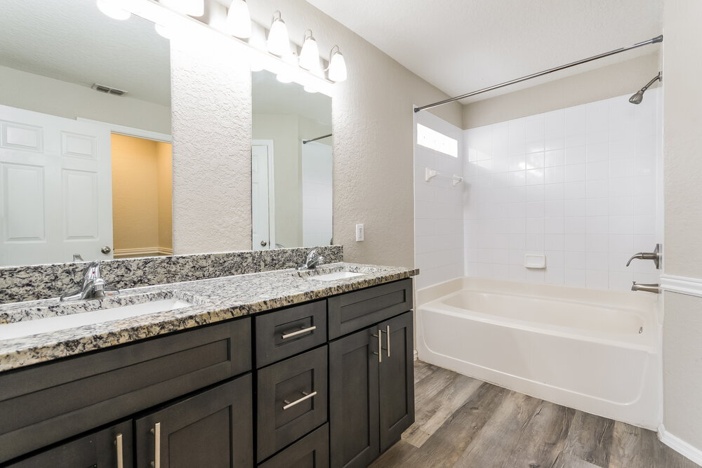 Building Photo - 2207 Santa Lucia St