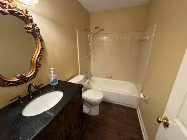 Building Photo - 8855 Lake Edge Cove W