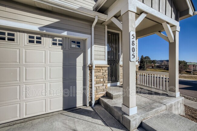 Building Photo - 5805 Wild Rye Dr