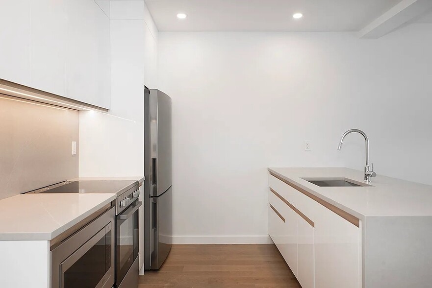 Building Photo - 99 Fleet Pl