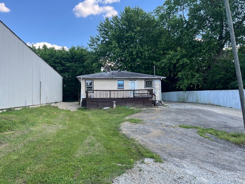 Building Photo - 1218 McCullough Pike