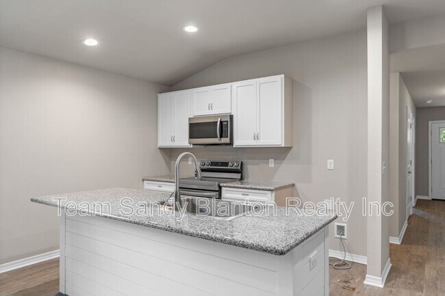 Building Photo - 3210 Electra Dr