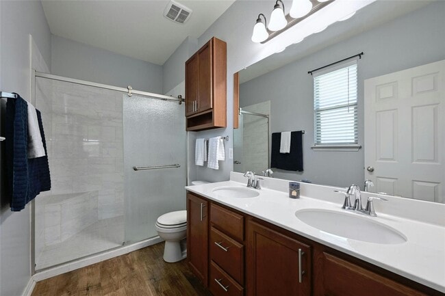 Building Photo - 451 New Bridge Dr