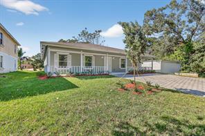 Building Photo - South 33rd Street, Fort Pierce, FL 34947 - 3 BR 2 BA single-family home